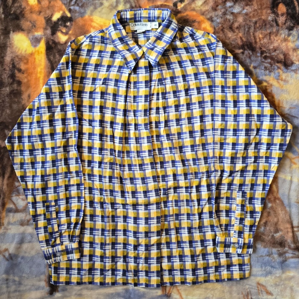 Vintage Calvin Klein 80s Hidden Button Dagger Collar Formal Shirt sz Small